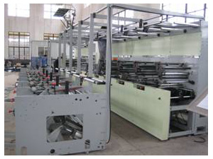 Máquina Alzadora/Colectora de Pliego